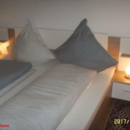 טודמוס Ferienwohnung Schwarz מראה חיצוני תמונה